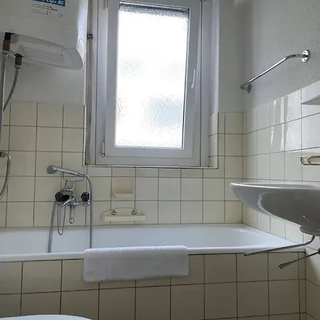 Apartment Practical Nearby - Cross 6 *